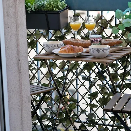 Apartamento Happy With Private Parking *