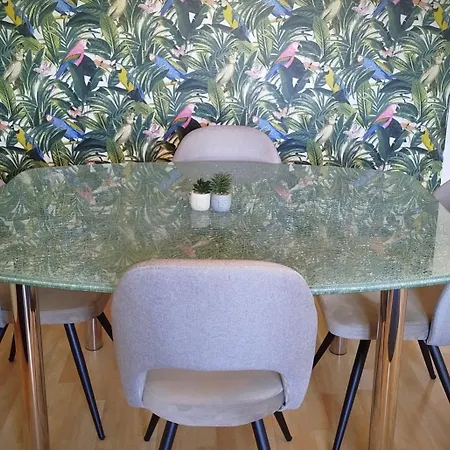 Apartment Happy With Private Parking